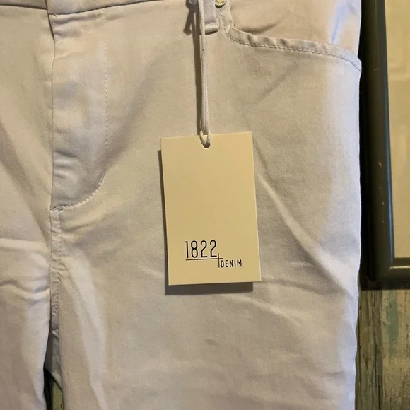 1822 Denim Classic White Pants - Picture 3 of 4